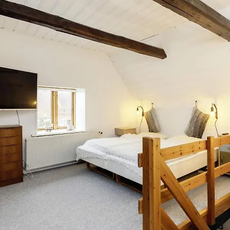 Holiday home Vi