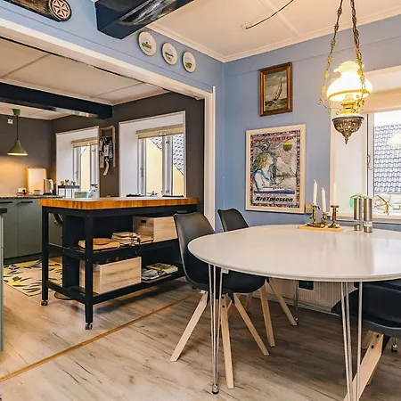 Vi Holiday home *